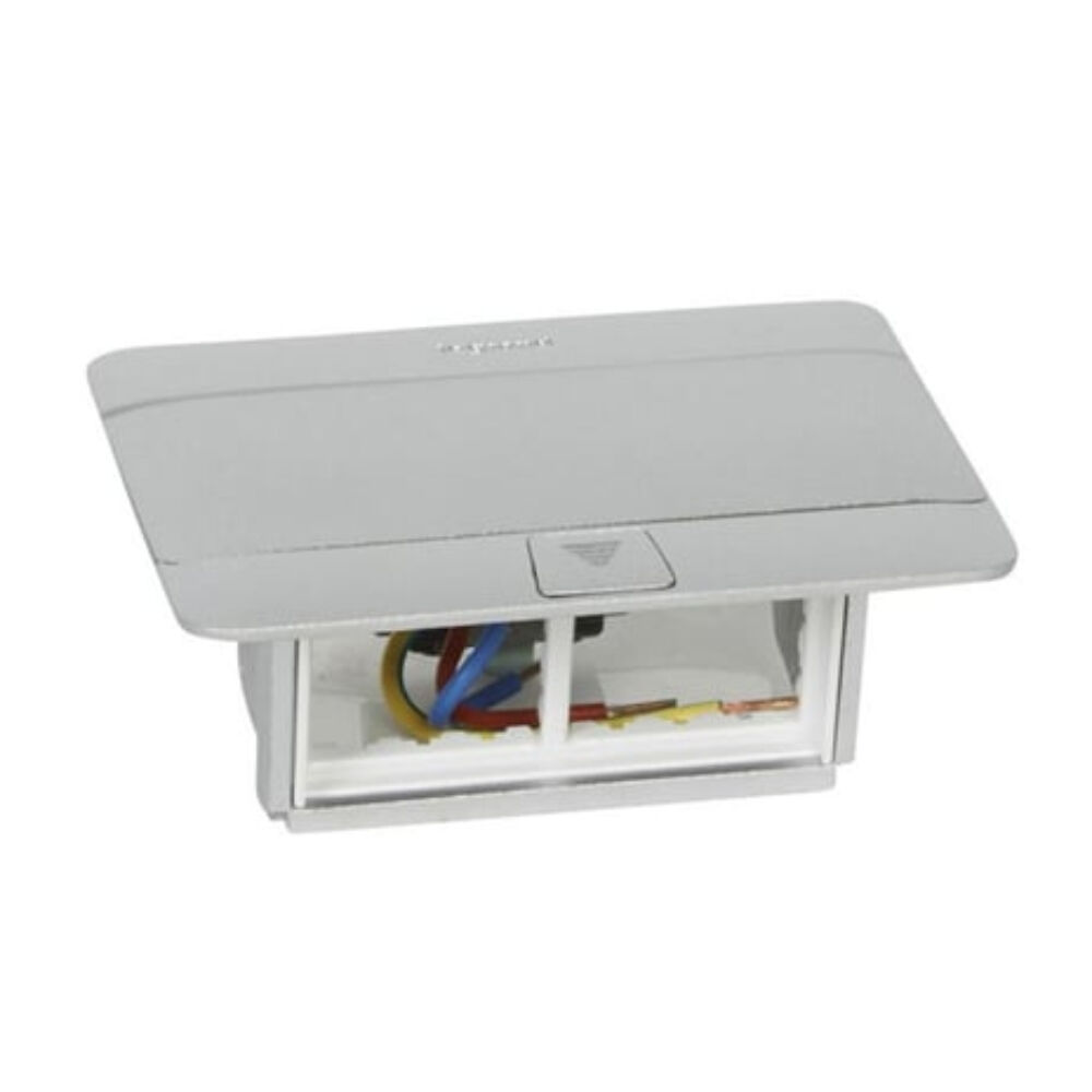 LEGRAND POPUP 4 MODÜL DONATILABİLİR MASA VEYA DÖŞEME-LEGRAND 54011